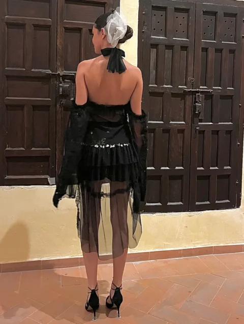 Jardín de Medianoche: Conjunto de Blusa y Short de Alta Costura