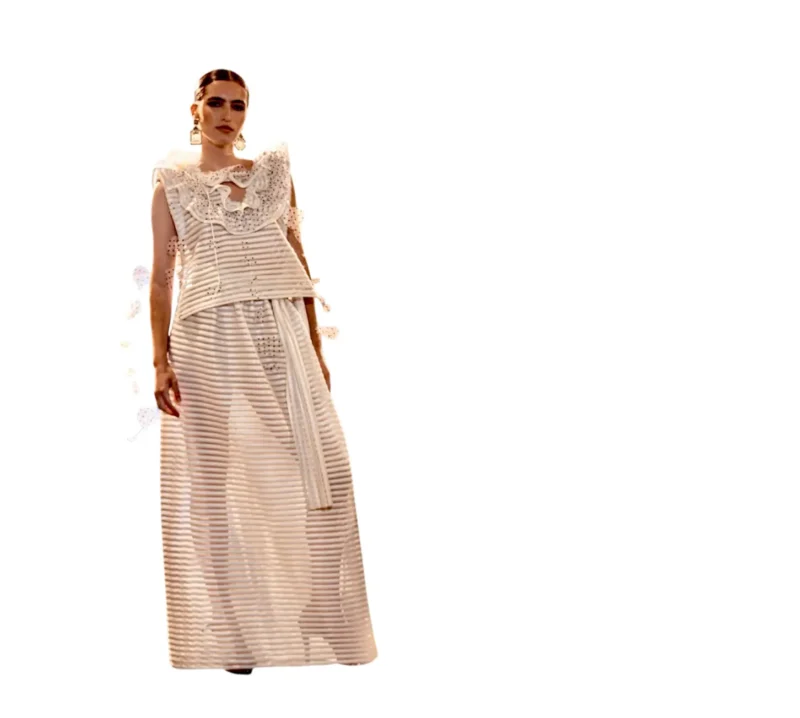 Vestido de dos piezas en blanco roto "Brisa de Líneas"